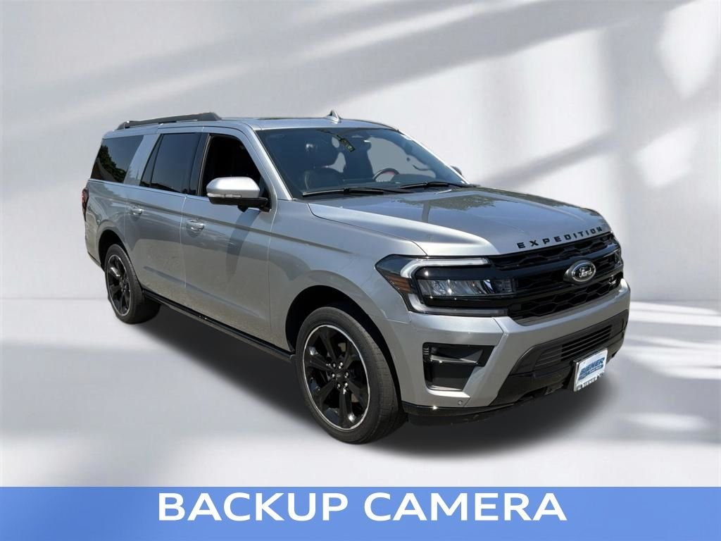 Used 2023 Silver Metallic Ford Limited image 10