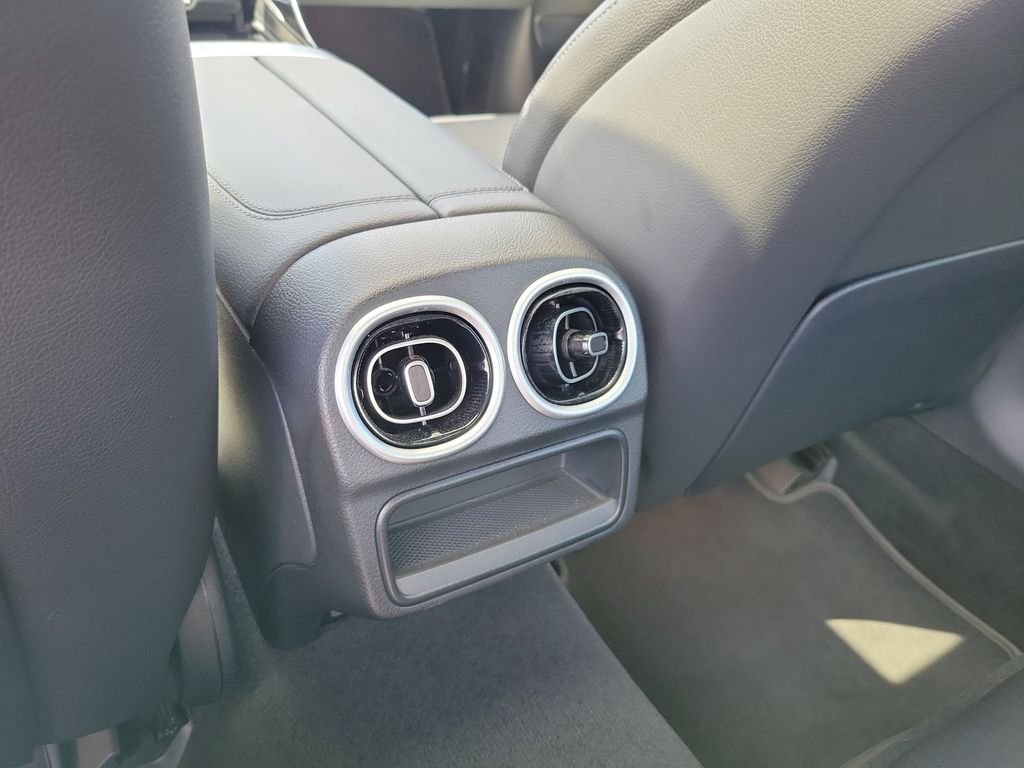 Certified Used 2022 Black Mercedes-Benz C 300 image 17