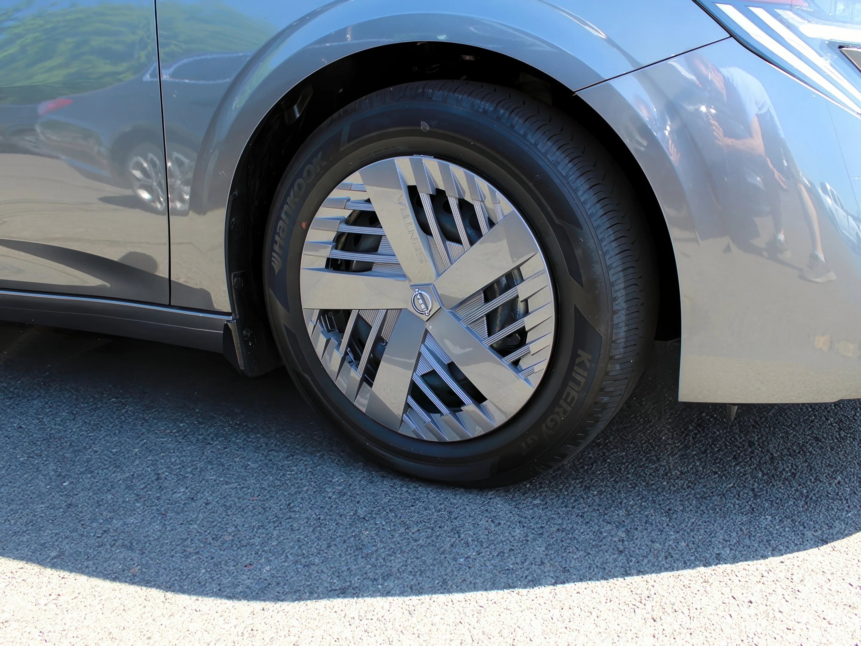 2026 Nissan Sentra SV - Photo 7