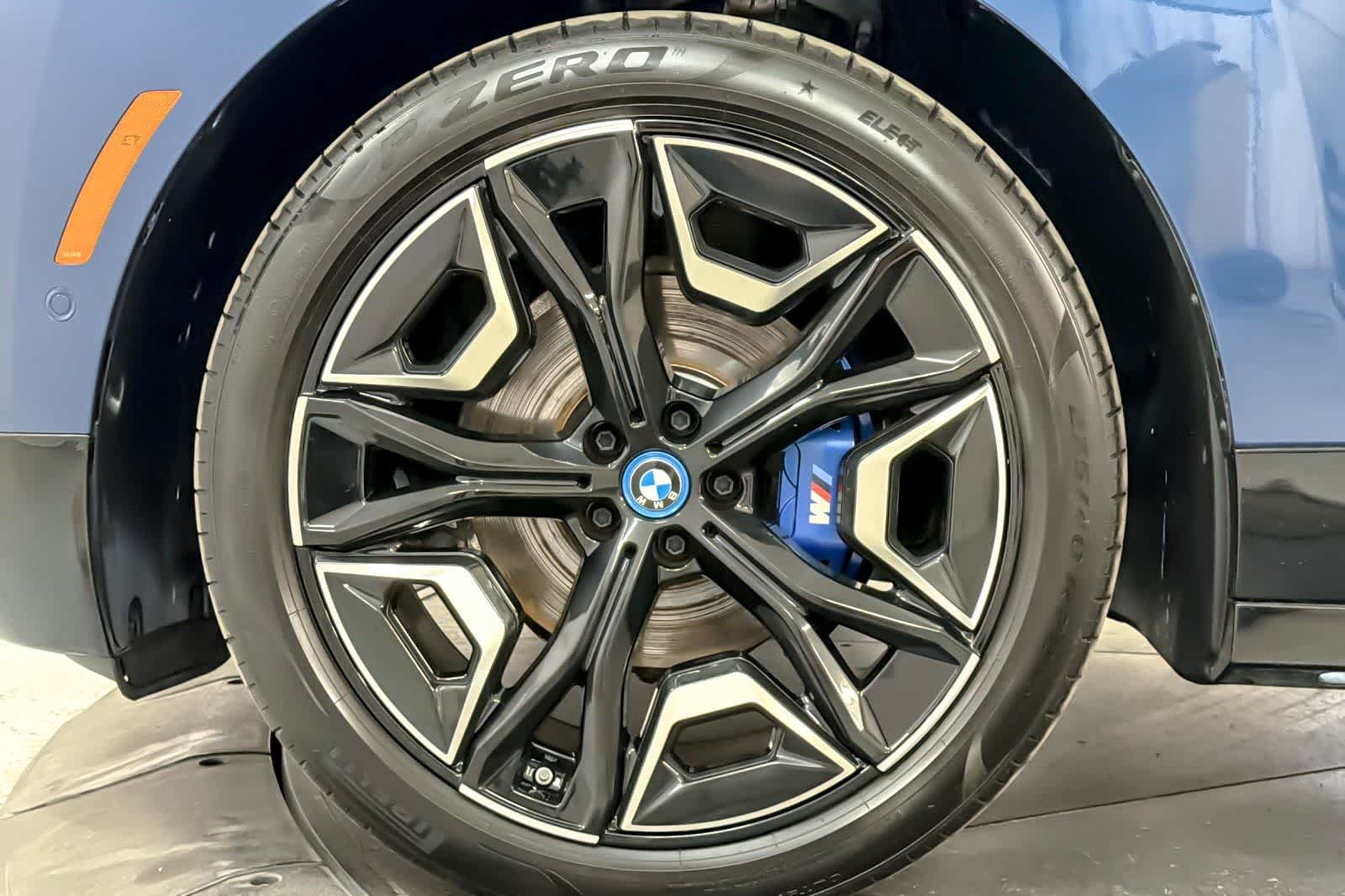Used 2024 Phytonic Blue Metallic BMW M60 image 27