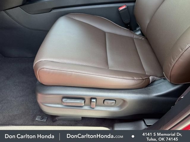 New 2026 Radiant Red Metallic II Honda RTL image 13