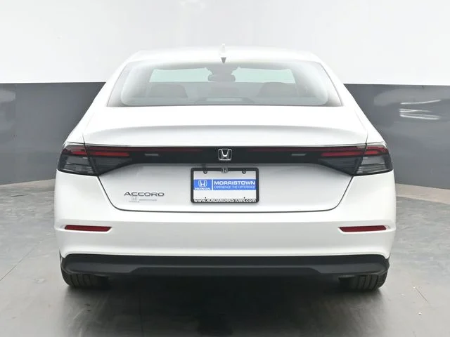 New 2026 Platinum White Pearl Honda LX image 12