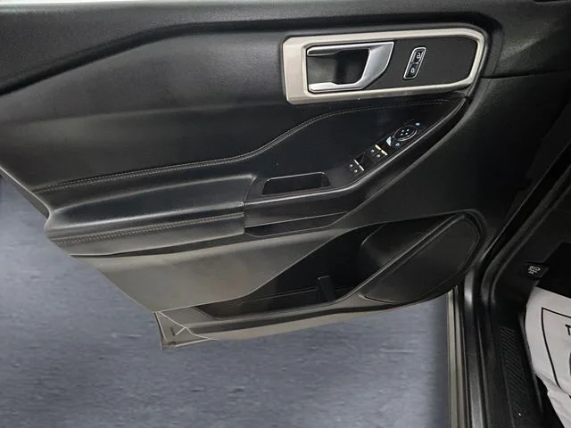 Used 2020 Gray Ford XLT image 12