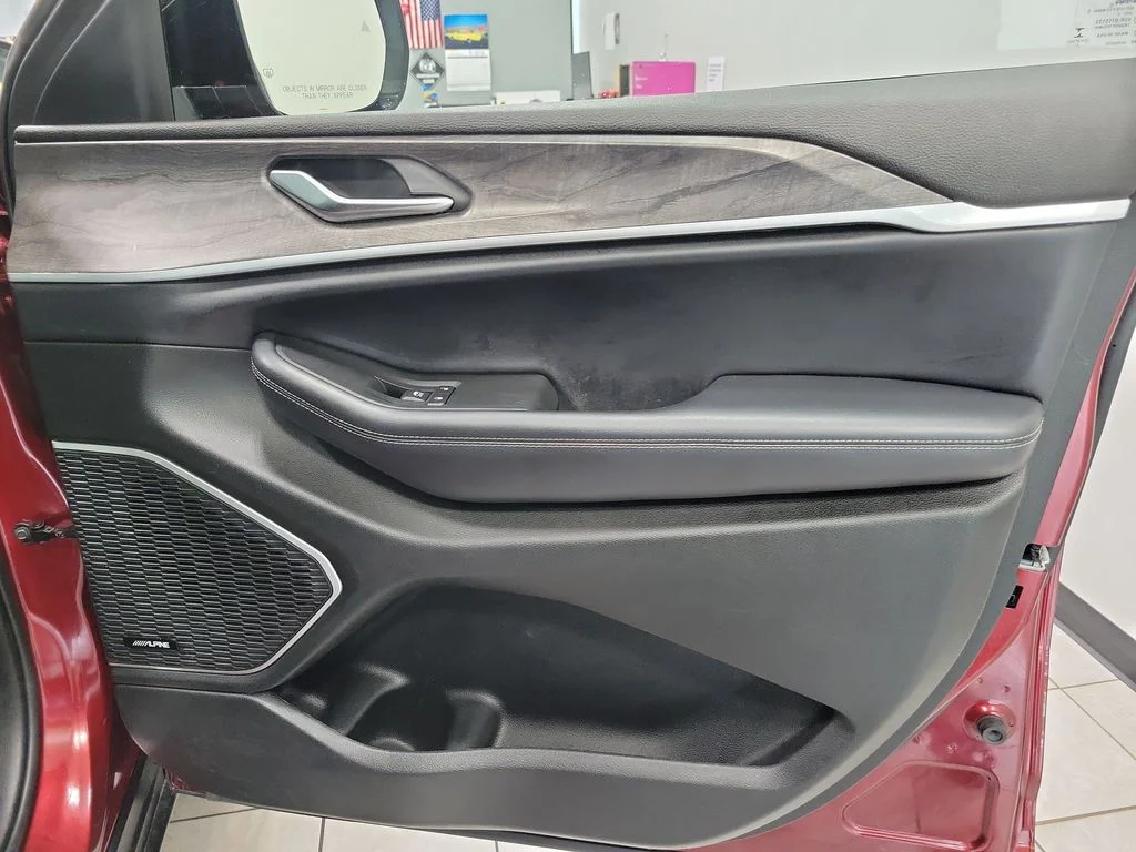 Used 2021 Red Jeep Limited image 19