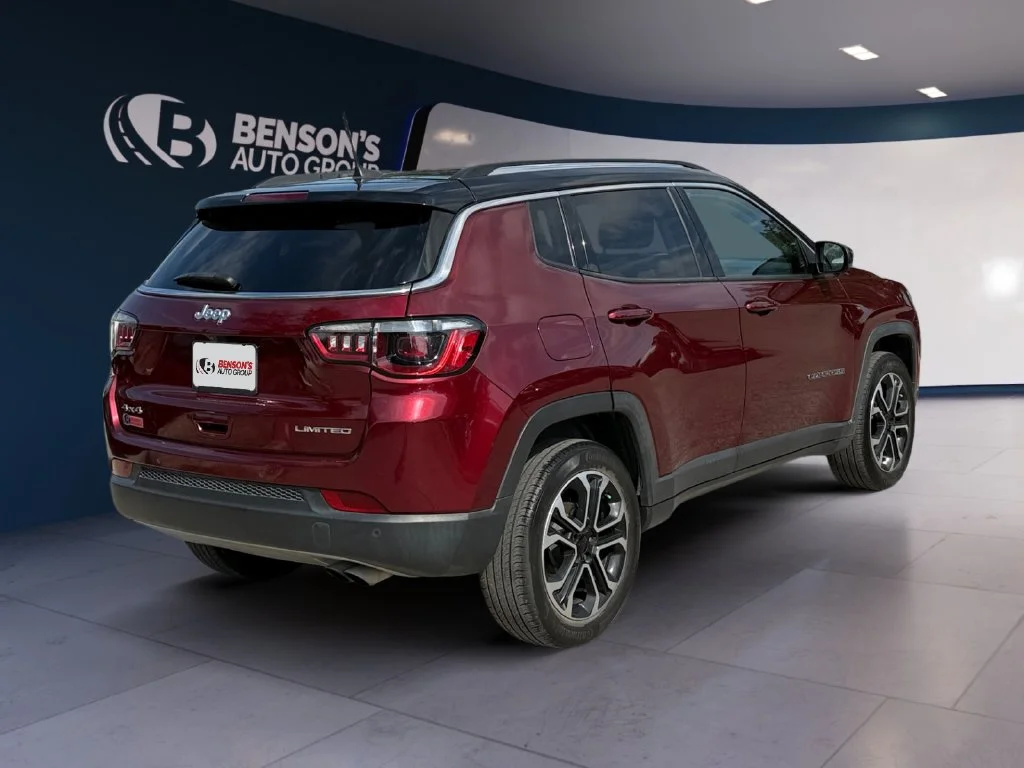 Used 2022 Red Jeep Limited image 5