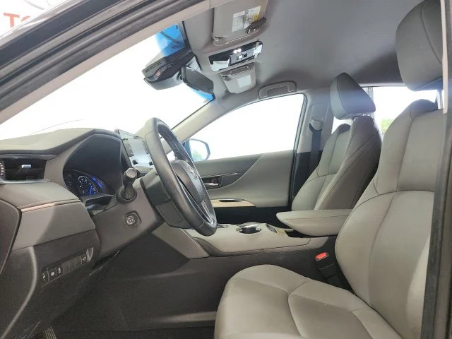 Used 2022 Black Toyota XLE image 13