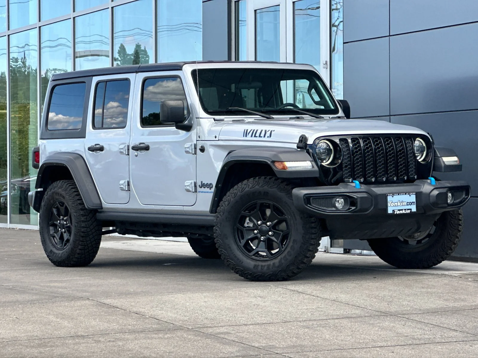 Used 2023 Silver Zynith Clearcoat Jeep Willys 4xe image 2