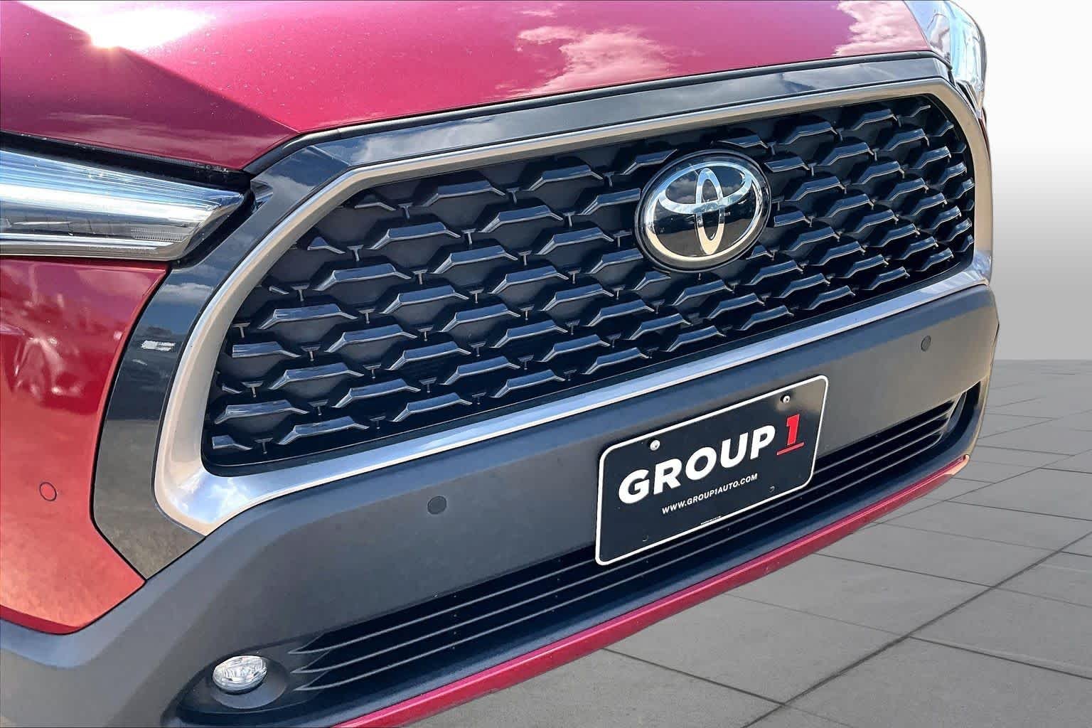 Used 2024 Barcelona Red Metallic Toyota XLE image 30