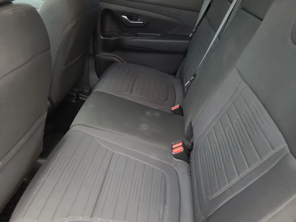 Used 2023 Black Hyundai SEL image 15