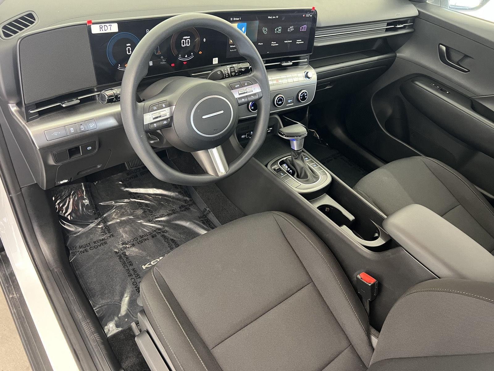 2026 Hyundai Kona SE - Photo 13