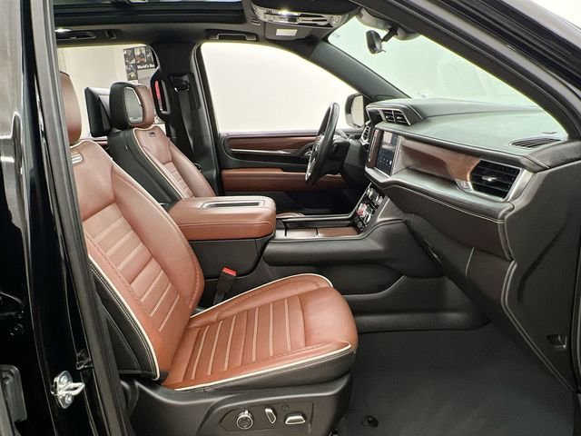 2023 GMC Yukon Denali Ultimate - Photo 15