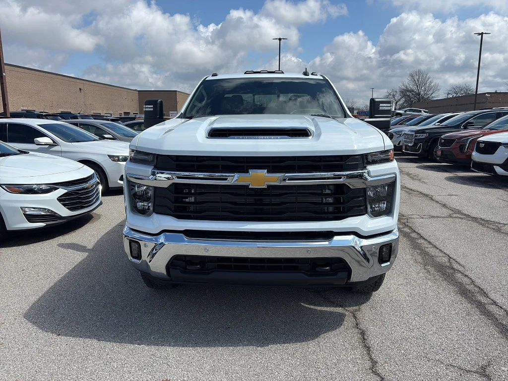 New 2026 Summit White Chevrolet LT image 2