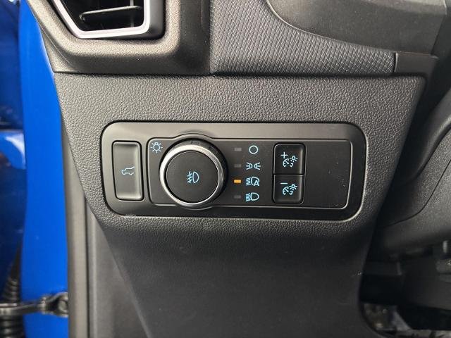 New 2025 Velocity Blue Metallic Ford Outer Banks® image 32