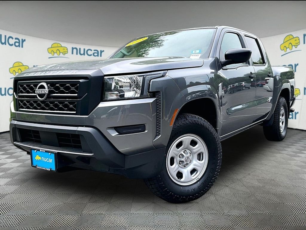 Used 2023 Gray Nissan S image 3