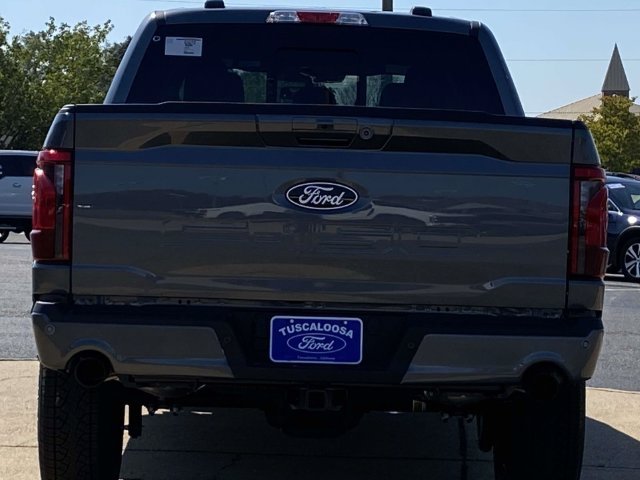 New 2026 Carbonized Gray Metallic Ford XLT image 4