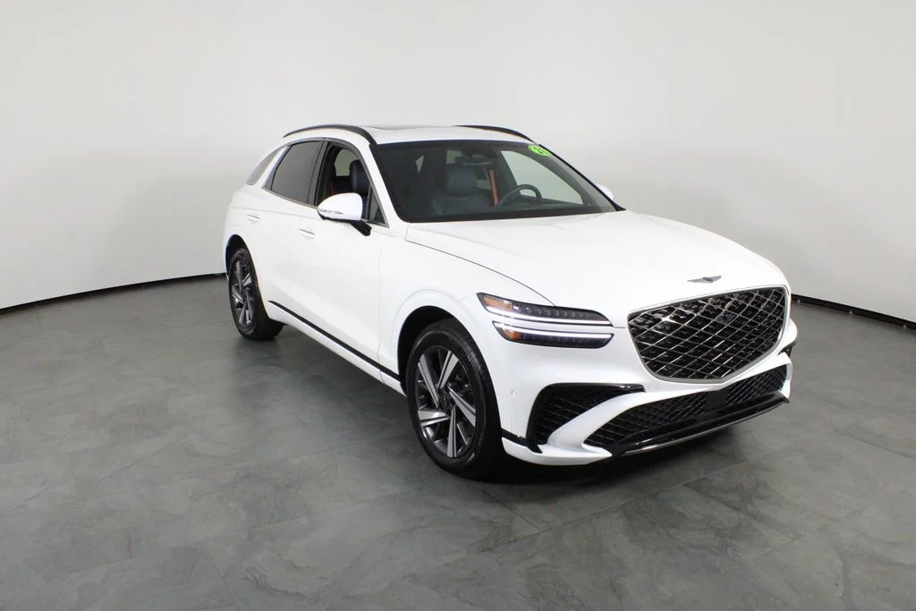 Used 2026 White Genesis 3.5T Sport Advanced image 4