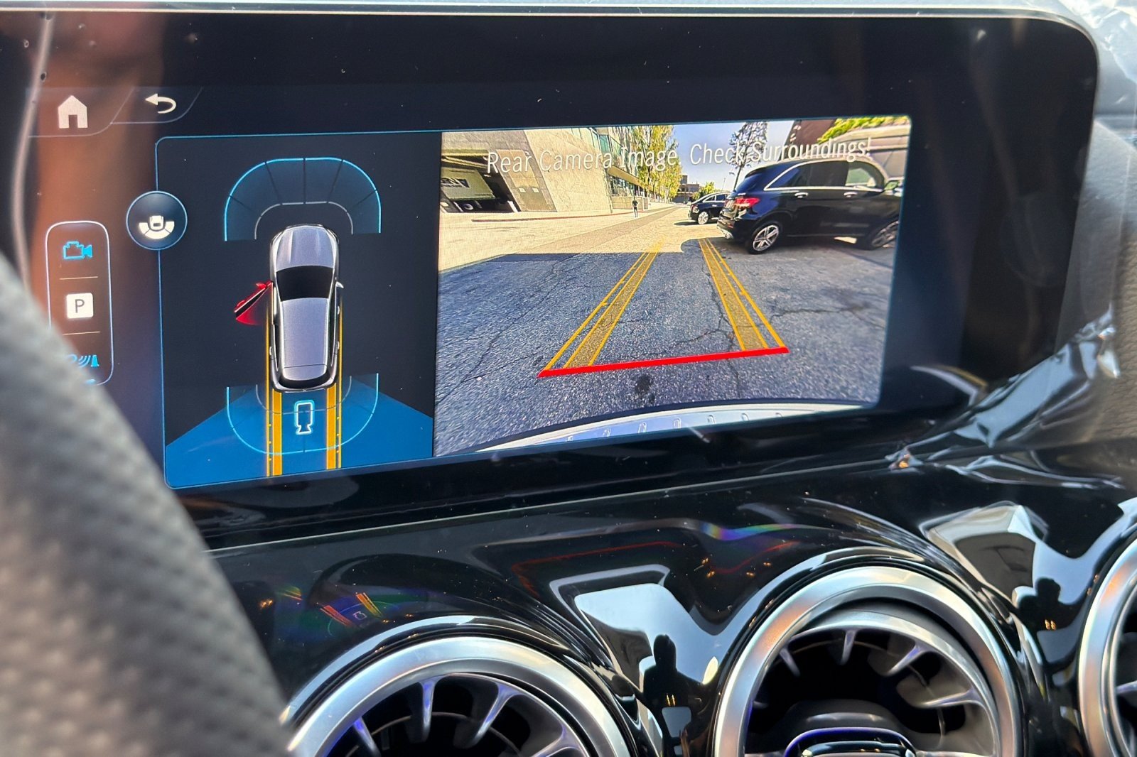 New 2026 Polar White Mercedes-Benz GLA 250 SUV image 18