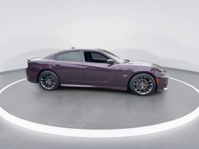 Used 2022 Purple Dodge R/T Scat Pack image 9