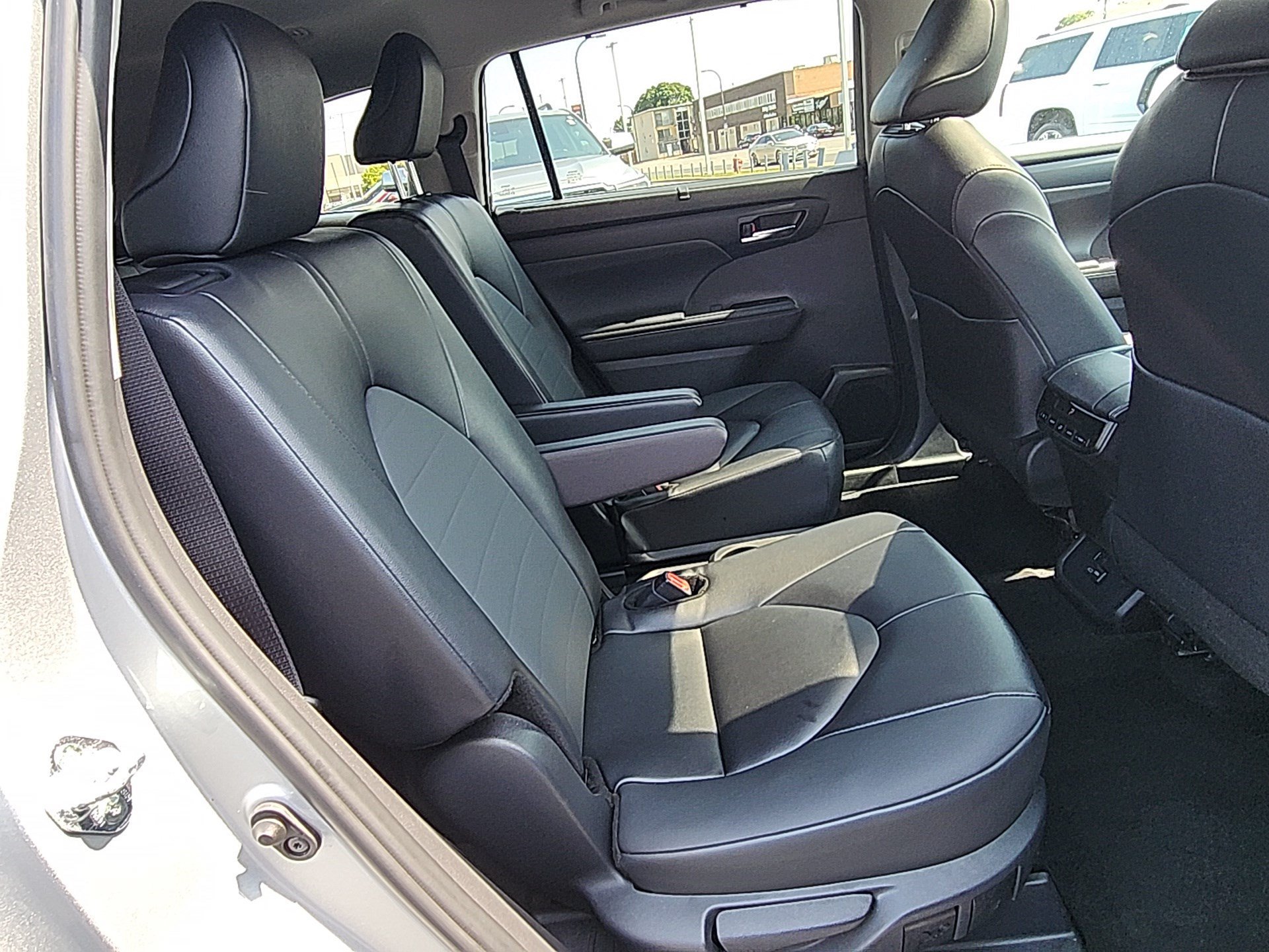 Certified Used 2025 Celestial Silver Metallic Toyota XLE image 33