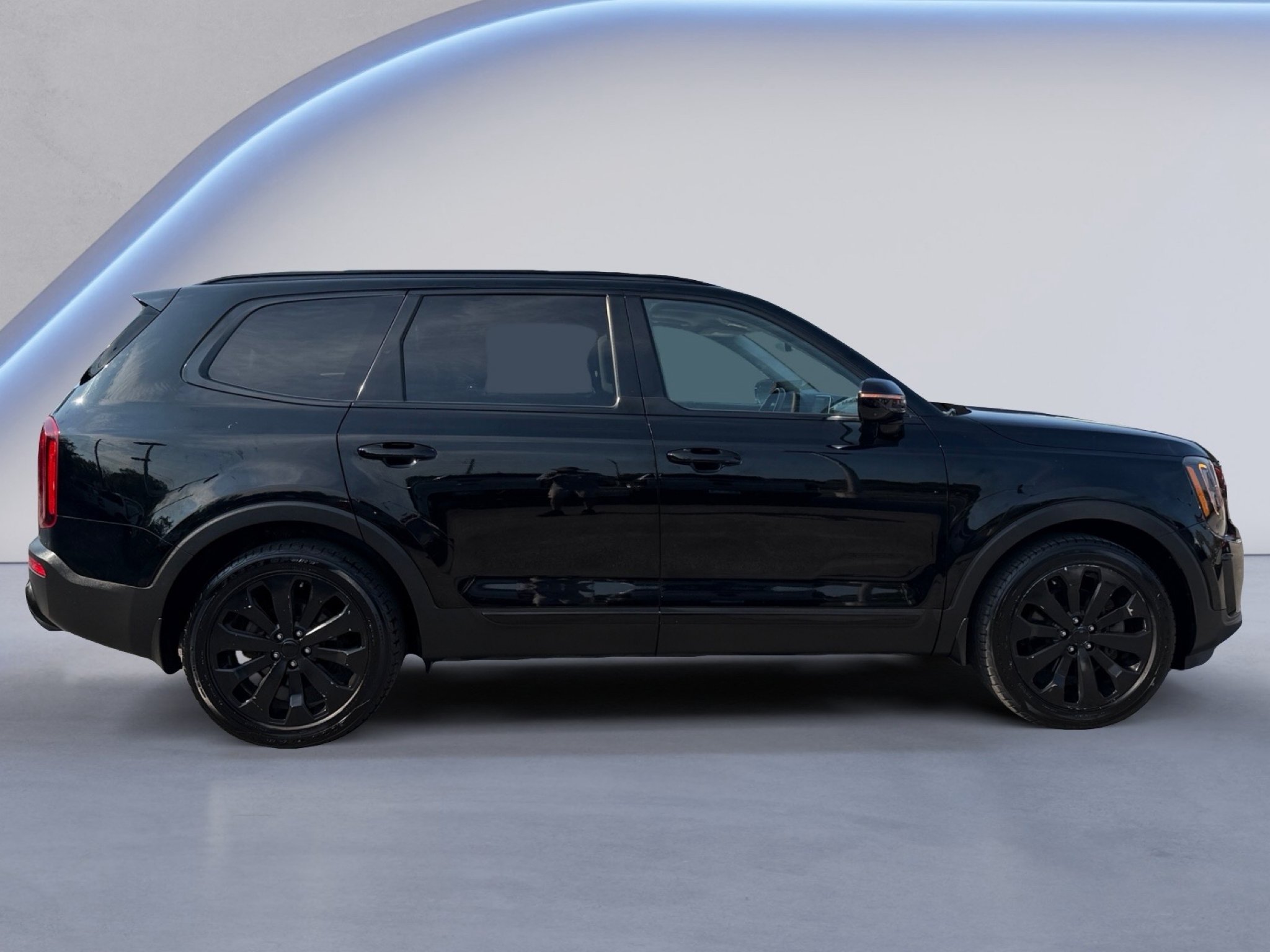 Used 2020 Ebony Black Kia SX image 2