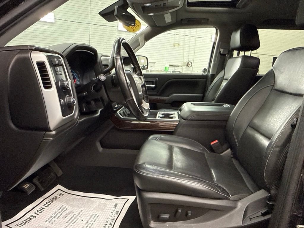 Used 2018 Black GMC SLT image 9