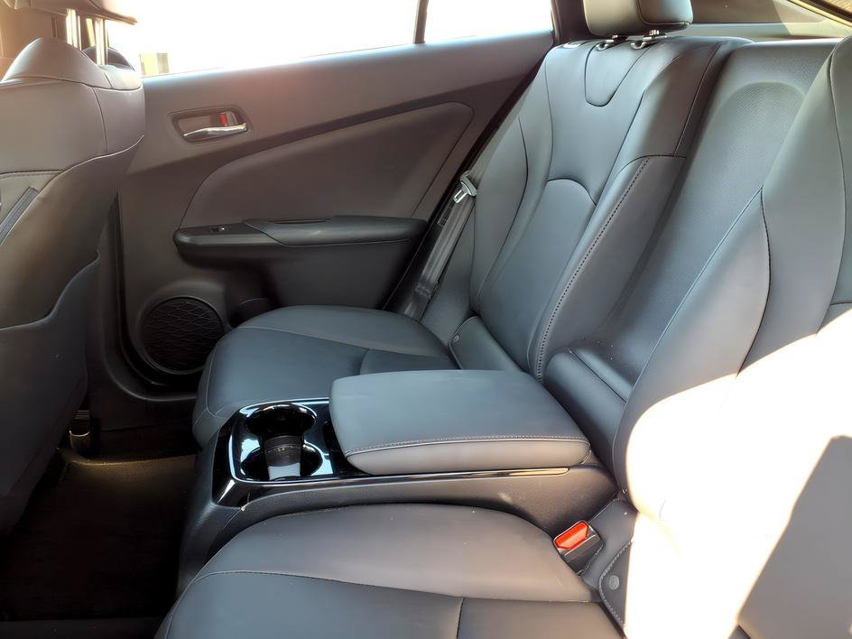 Used 2017 Blue Magnetism Toyota Advanced image 12