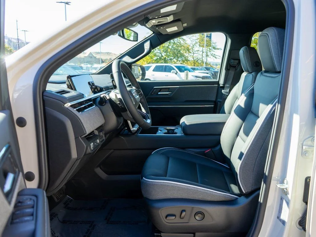 2026 GMC Sierra EV Elevation - Photo 11