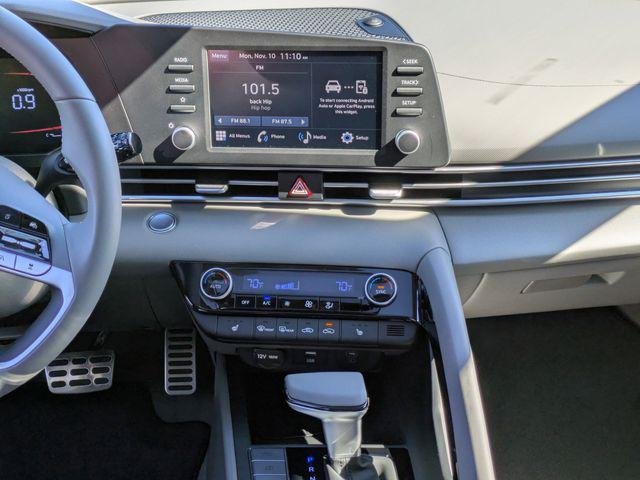 New 2026 Gray Hyundai SEL Sport Premium image 17
