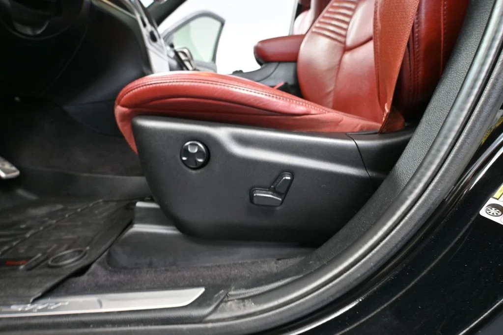 Used 2017 Black Jeep SRT image 23