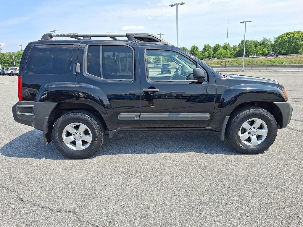 Used 2011 Black Nissan S image 8