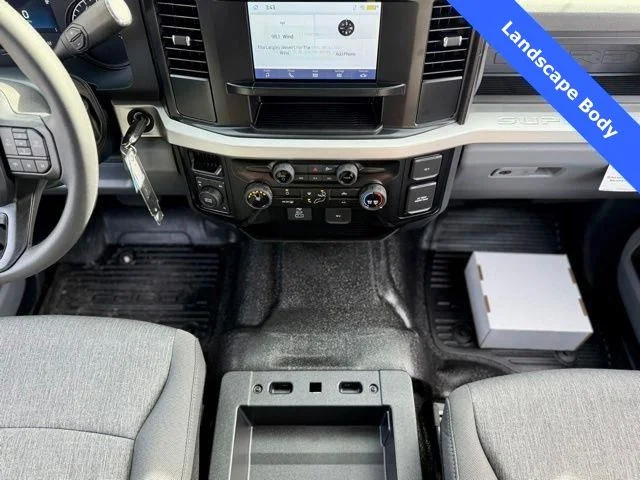 2025 Ford F-550 Super Duty Chassis Cab XL - Photo 18