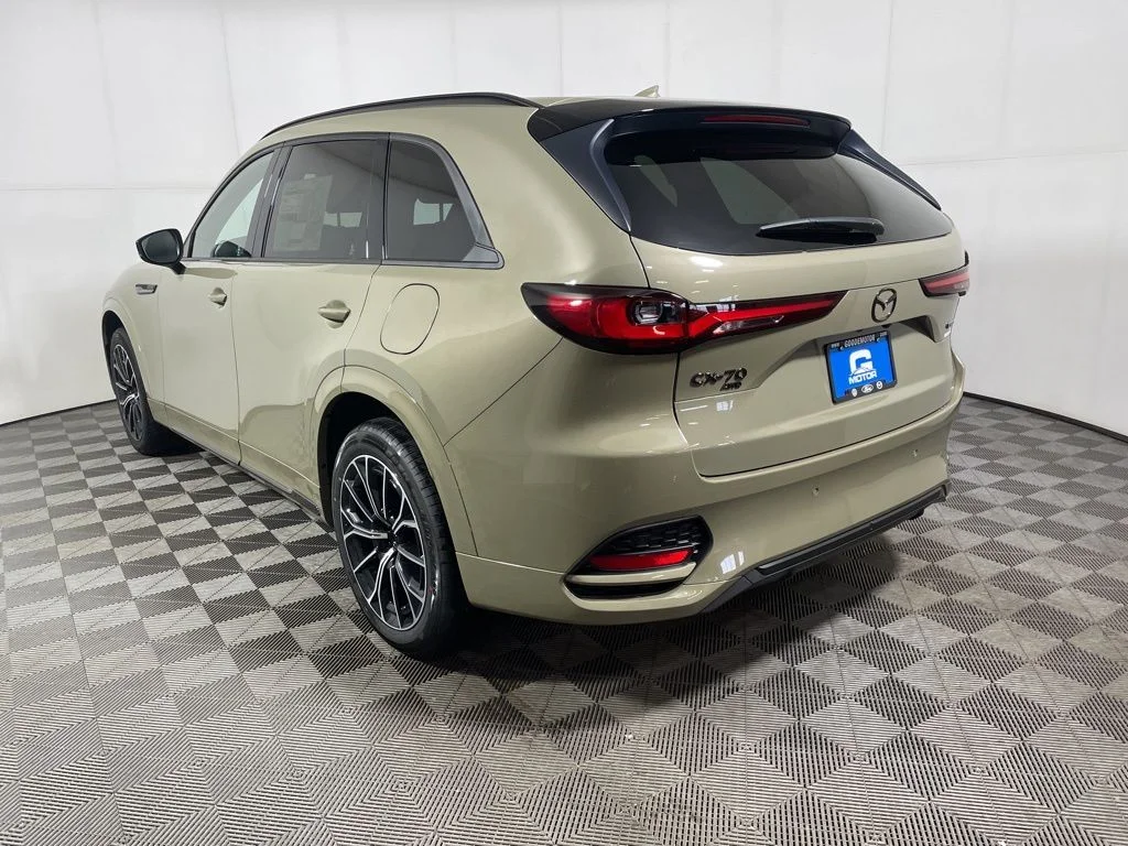 New 2026 Zircon Sand Metallic Mazda 3.3 Turbo S Premium AWD image 5