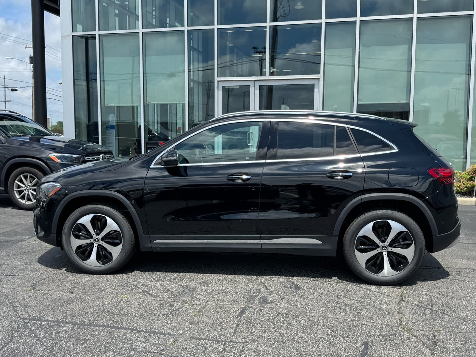 New 2026 Night Black Mercedes-Benz GLA 250 image 6