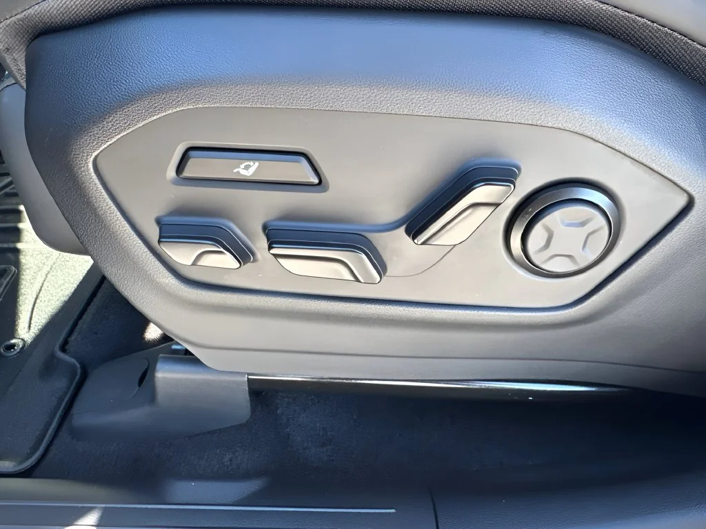 Used 2026 Silver Hyundai Calligraphy image 10