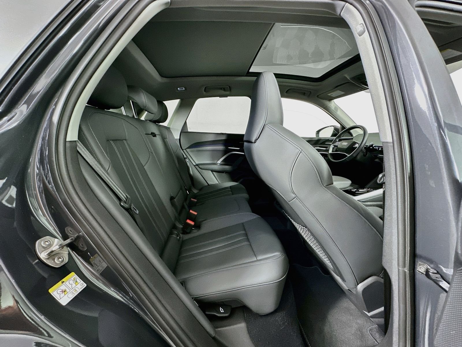 Used 2025 Gray Metallic Audi 2.0T Premium Plus Adaptive Cruise Vented Seats image 25