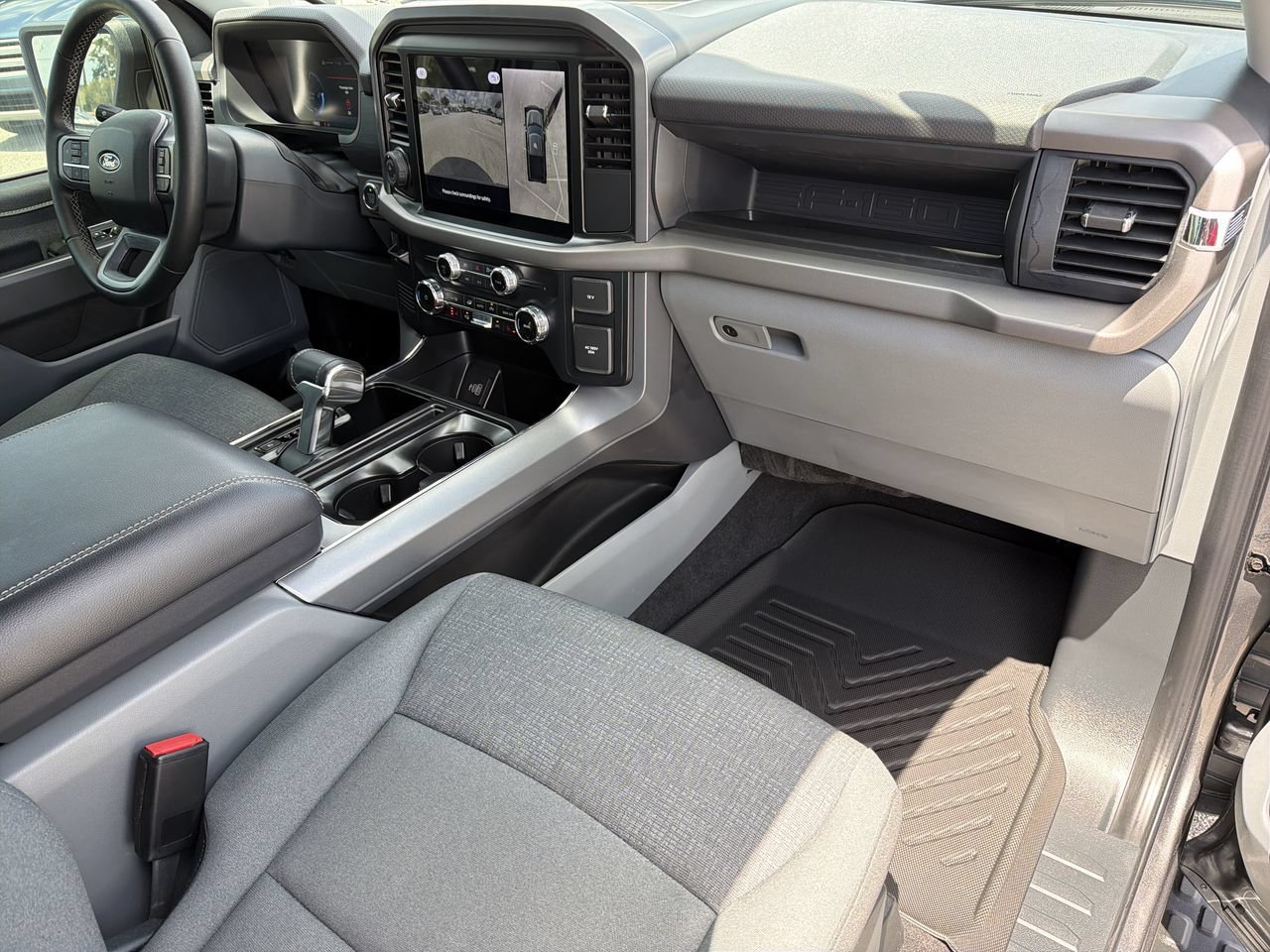 Used 2025 Gray Metallic Ford XLT image 11
