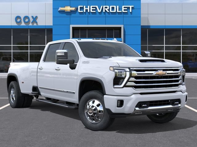 New 2026 Polar White Tricoat Chevrolet High Country DRW image 7
