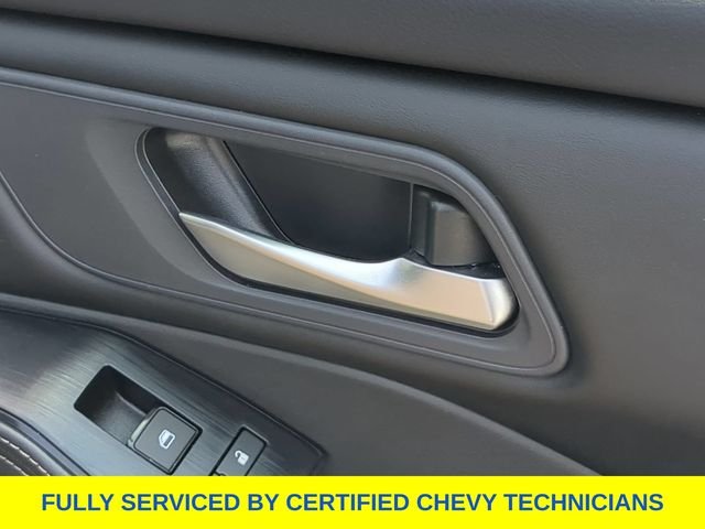 Used 2025 Beige/tan Nissan SV image 42