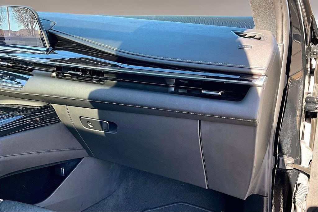 2023 Cadillac Escalade ESV Sport - Photo 16