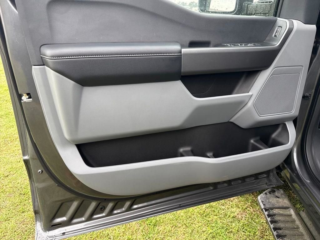 2026 Ford F-250 Super Duty XL - Photo 13