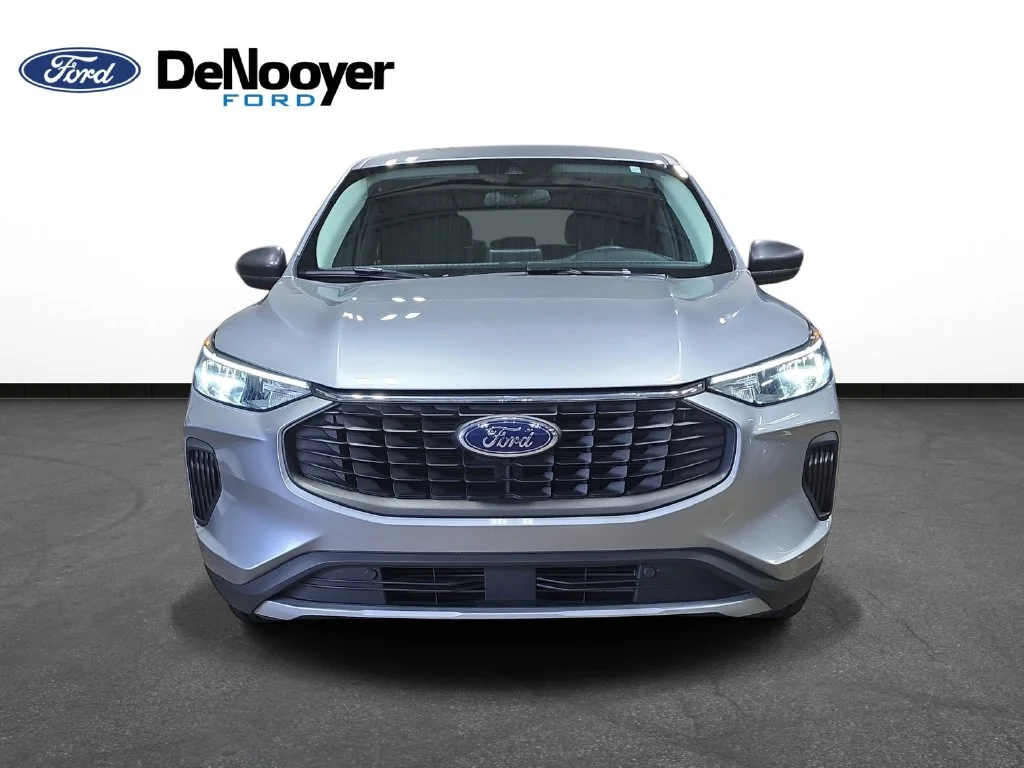 Used 2023 Iconic Silver Metallic Ford Active image 2