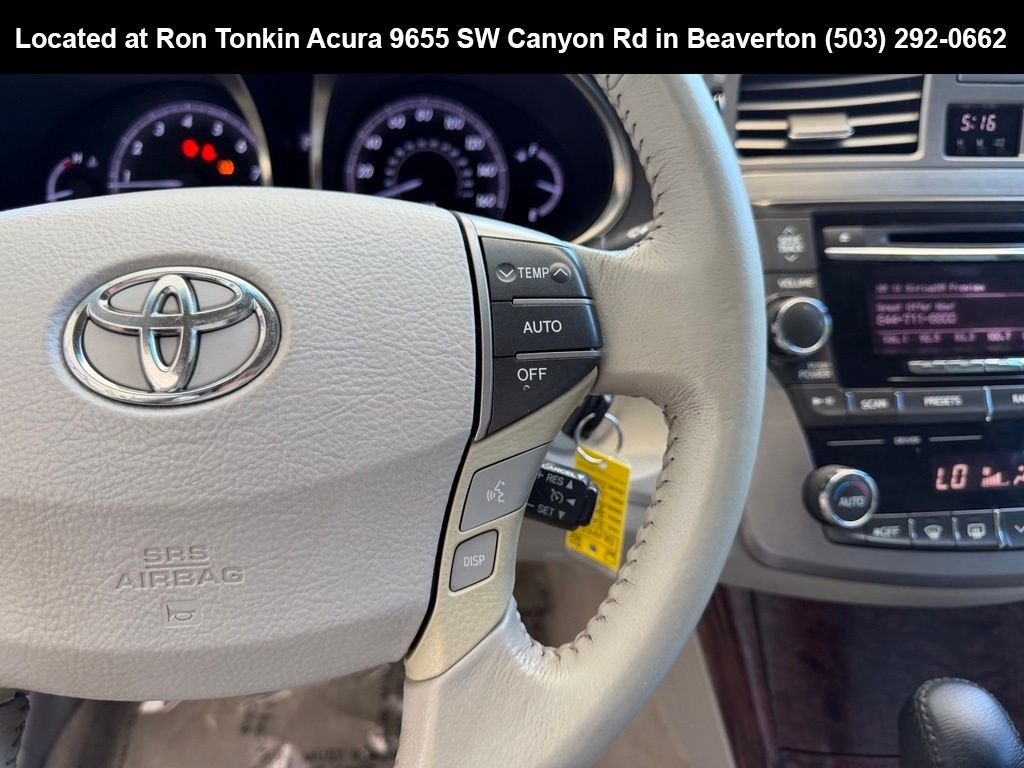 Used 2011 Classic Silver Metallic Toyota Base image 17