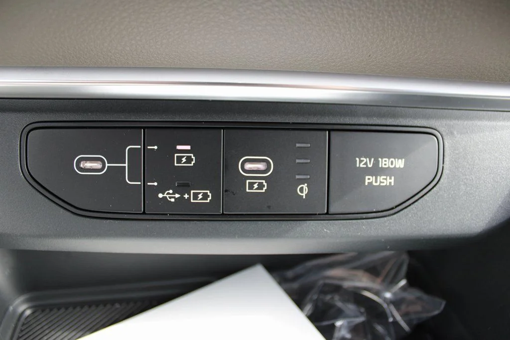 New 2026 White Kia EX image 28