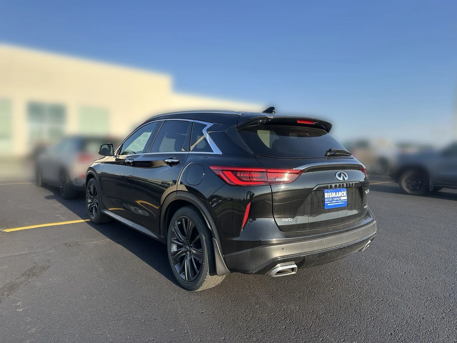 Used 2020 Black INFINITI ESSENTIAL image 4