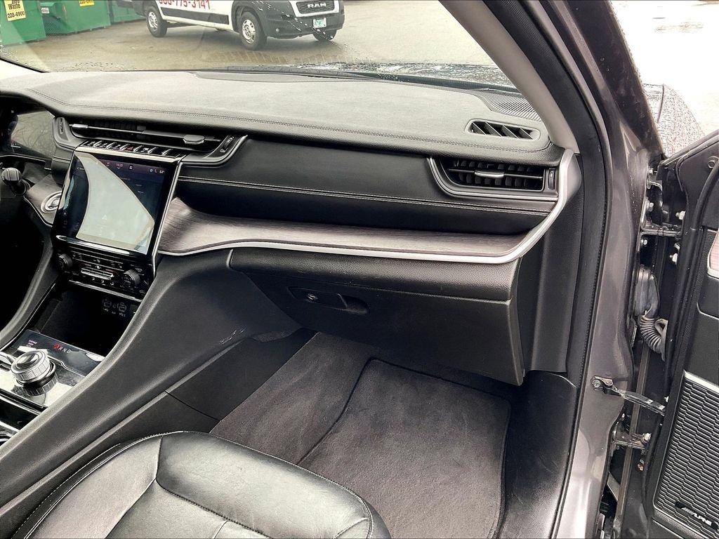Used 2021 Gray Jeep Limited image 12