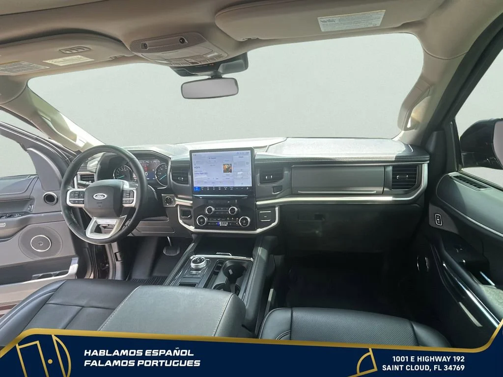 Used 2024 Red Ford XLT image 28
