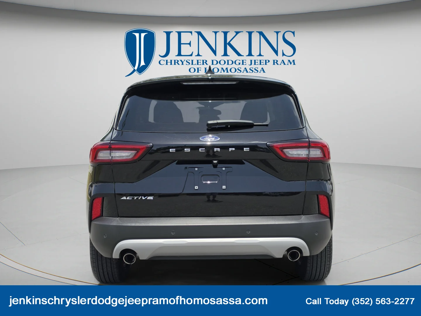 Used 2024 Agate Black Metallic Ford Active image 6