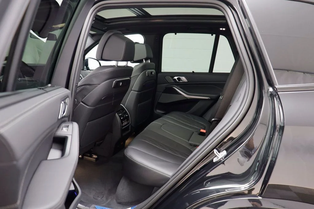 New 2026 Black BMW xDrive50e image 15