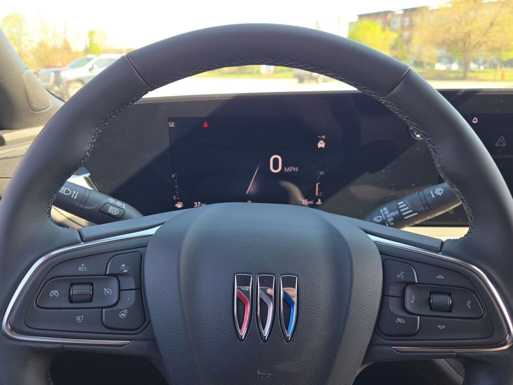 New 2026 Summit White Buick Preferred image 33