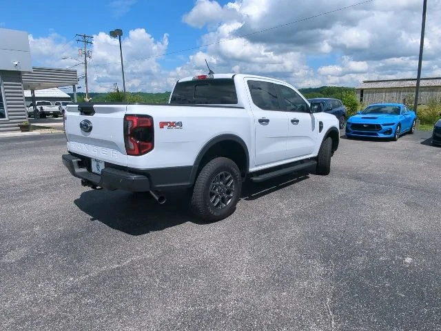Used 2025 White Ford XLT image 9